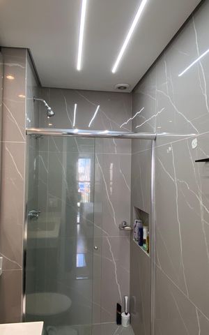 Apartamento à venda com 83m², 3 quartos e 2 vagas Apartamento à venda com 83m², 3 quartos e 2 vagasBanheiro 2