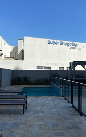 Apartamento à venda com 83m², 3 quartos e 2 vagas Apartamento à venda com 83m², 3 quartos e 2 vagasÁrea comum - Piscina