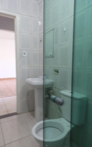 Casa à venda com 308m², 2 quartos e 3 vagasBanheiro