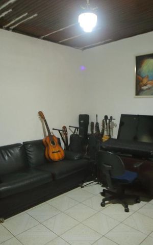 Casa para alugar com 153m², 2 quartos e 2 vagasSala