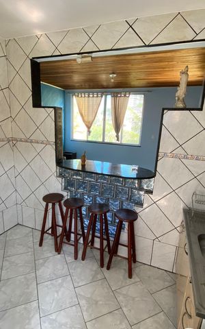 Casa à venda com 58m², 1 quarto e 1 vaga