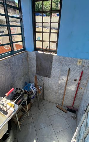 Casa à venda com 58m², 1 quarto e 1 vaga