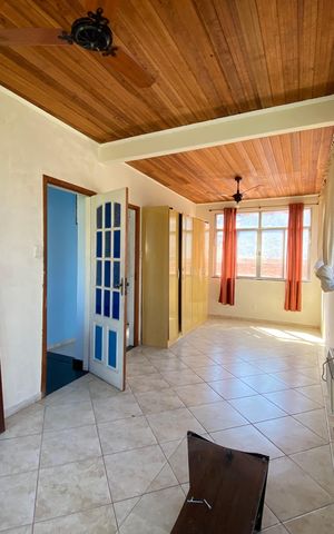 Casa à venda com 58m², 1 quarto e 1 vaga