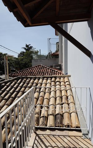 Casa de condomínio para alugar com 250m², 4 quartos e 3 vagasVaranda 