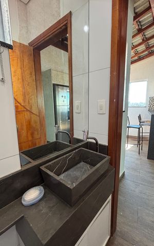 Apartamento à venda com 134m², 2 quartos e 1 vaga Apartamento à venda com 134m², 2 quartos e 1 vagaCobertura - banheiro