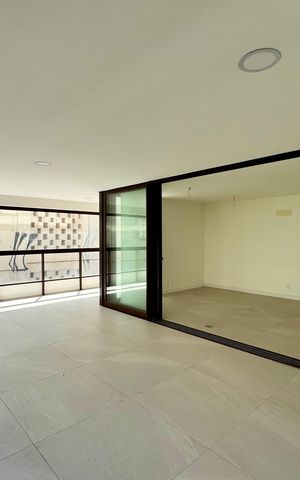 Apartamento à venda com 167m², 3 quartos e 2 vagas