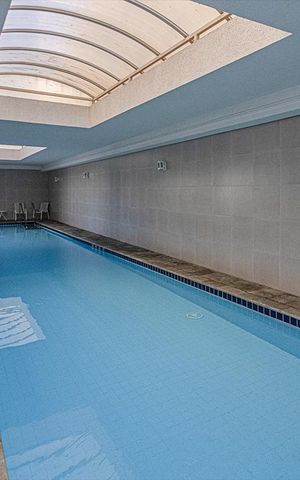 Apartamento à venda com 108m², 4 quartos e 3 vagas Apartamento à venda com 108m², 4 quartos e 3 vagaspiscina coberta _3