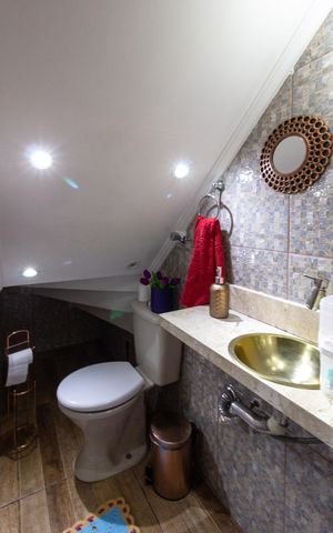 Casa à venda com 152m², 2 quartos e 1 vagaLavabo