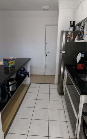 Apartamento para alugar com 67m², 2 quartos e 2 vagas Apartamento para alugar com 67m², 2 quartos e 2 vagasCozinha - Armários