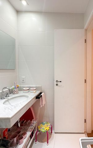 Apartamento para alugar com 94m², 3 quartos e 2 vagas Apartamento para alugar com 94m², 3 quartos e 2 vagasBanheiro Social
