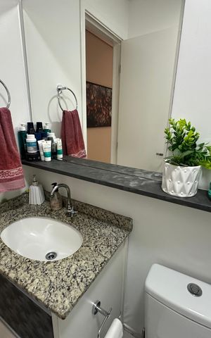 Apartamento à venda com 71m², 3 quartos e 2 vagas Apartamento à venda com 71m², 3 quartos e 2 vagasBanheiro