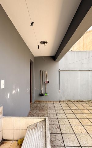 Casa à venda com 121m², 3 quartos e 2 vagas Casa à venda com 121m², 3 quartos e 2 vagasÁrea de Serviço