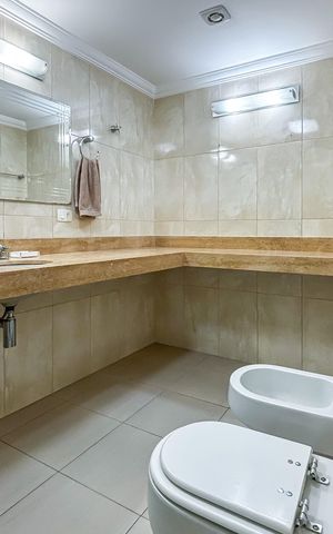 Apartamento à venda com 105m², 3 quartos e 1 vaga Apartamento à venda com 105m², 3 quartos e 1 vagaBanheiro social