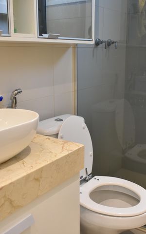 Apartamento à venda com 115m², 2 quartos e 2 vagasBanheiro da Suíte 1