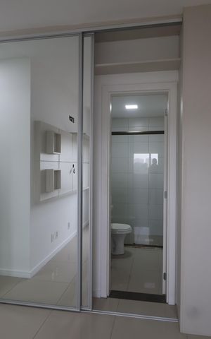 Apartamento à venda com 62m², 2 quartos e 2 vagasBanheiro da Suíte