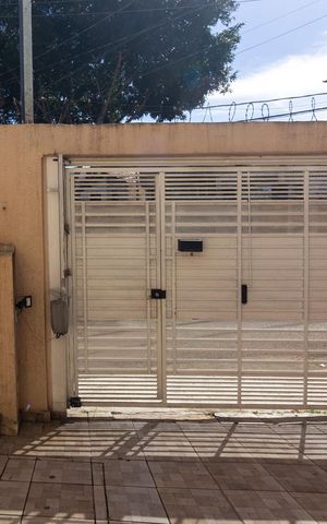 Casa à venda com 109m², 3 quartos e 2 vagas Casa à venda com 109m², 3 quartos e 2 vagasGaragem