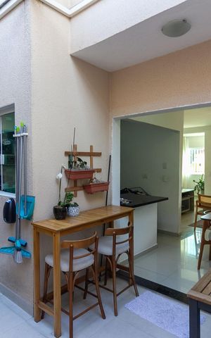 Casa à venda com 109m², 3 quartos e 2 vagas Casa à venda com 109m², 3 quartos e 2 vagasÁrea de Serviço