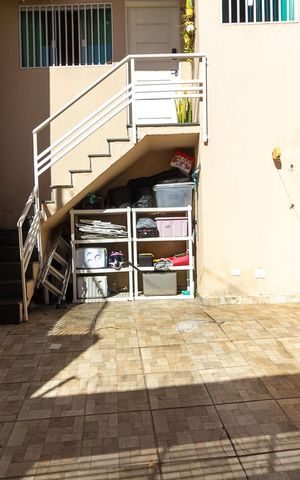 Casa à venda com 109m², 3 quartos e 2 vagas Casa à venda com 109m², 3 quartos e 2 vagasGaragem