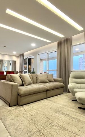 Apartamento à venda com 121m², 3 quartos e 2 vagas Apartamento à venda com 121m², 3 quartos e 2 vagasSala