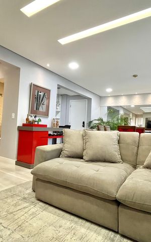 Apartamento à venda com 121m², 3 quartos e 2 vagas Apartamento à venda com 121m², 3 quartos e 2 vagasSala
