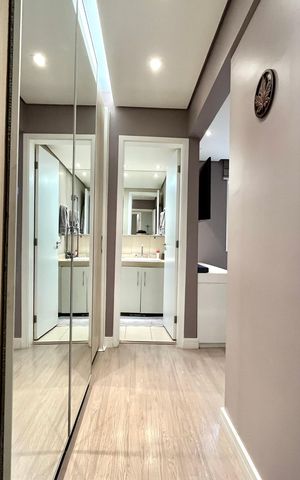 Apartamento à venda com 121m², 3 quartos e 2 vagas Apartamento à venda com 121m², 3 quartos e 2 vagasCloset da suíte 1
