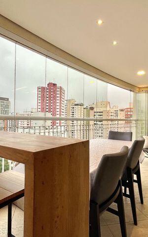 Apartamento à venda com 121m², 3 quartos e 2 vagas Apartamento à venda com 121m², 3 quartos e 2 vagasVaranda