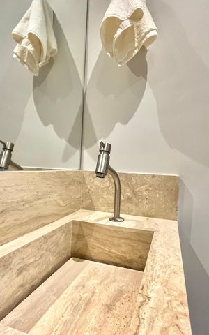 Apartamento à venda com 121m², 3 quartos e 2 vagas Apartamento à venda com 121m², 3 quartos e 2 vagasLavabo