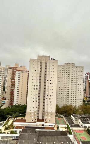 Apartamento à venda com 121m², 3 quartos e 2 vagas Apartamento à venda com 121m², 3 quartos e 2 vagasVista da Suíte 3