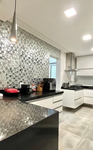 Apartamento à venda com 121m², 3 quartos e 2 vagas Apartamento à venda com 121m², 3 quartos e 2 vagasCozinha