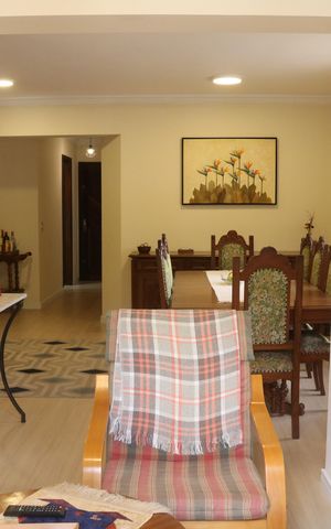 Apartamento à venda com 79m², 2 quartos e 2 vagasSala