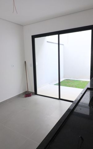 Casa à venda com 141m², 3 quartos e 2 vagasCozinha