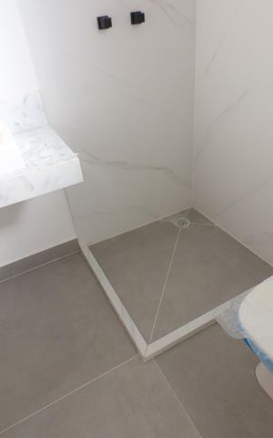 Casa à venda com 141m², 3 quartos e 2 vagasBanheiro da Suíte 1