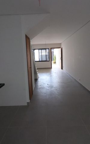 Casa à venda com 141m², 3 quartos e 2 vagasCozinha