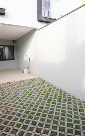 Casa à venda com 141m², 3 quartos e 2 vagasGaragem