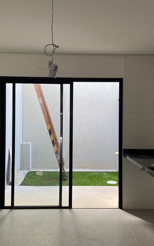 Casa à venda com 141m², 3 quartos e 2 vagasSala - Cozinha