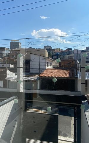 Casa à venda com 141m², 3 quartos e 2 vagasSuíte 3 - Varanda