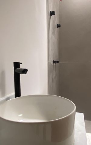 Casa à venda com 141m², 3 quartos e 2 vagasBanheiro 3