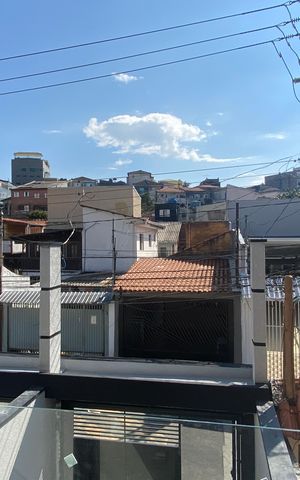 Casa à venda com 141m², 3 quartos e 2 vagasSuíte 3 - Varanda