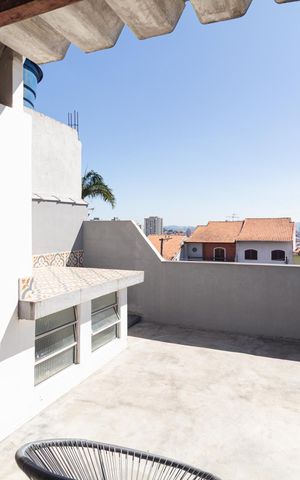 Casa à venda com 151m², 2 quartos e 2 vagas Casa à venda com 151m², 2 quartos e 2 vagasQuintal