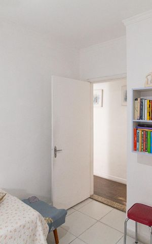 Casa à venda com 151m², 2 quartos e 2 vagas Casa à venda com 151m², 2 quartos e 2 vagasSuíte