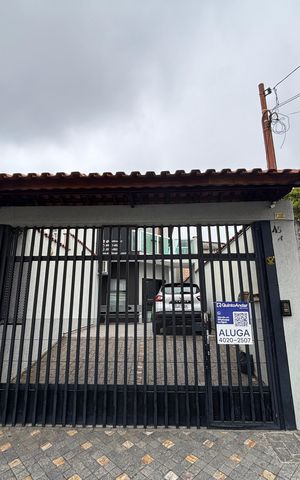 Casa para alugar com 49m², 1 quarto e 1 vaga Casa para alugar com 49m², 1 quarto e 1 vagaFachada