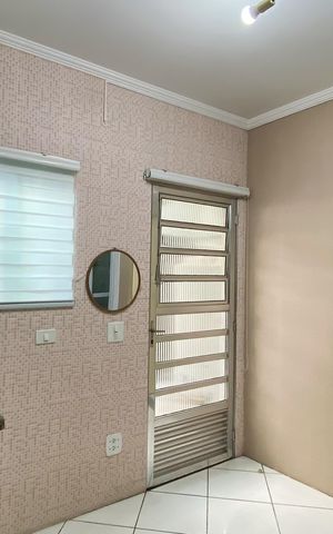 Casa para alugar com 38m², 1 quarto e sem vaga Casa para alugar com 38m², 1 quarto e sem vagaSala/cozinha