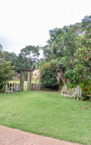 Casa de condomínio à venda com 5000m², 4 quartos e 6 vagas