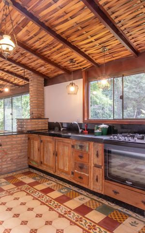 Casa de condomínio à venda com 5000m², 4 quartos e 6 vagas