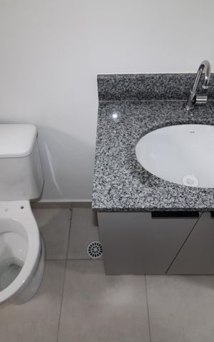 Apartamento à venda com 37m², 2 quartos e sem vagaBanheiro