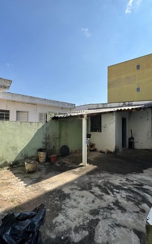 Casa à venda com 288m², 3 quartos e 2 vagas Casa à venda com 288m², 3 quartos e 2 vagasQuintal