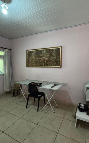 Casa à venda com 288m², 3 quartos e 2 vagas Casa à venda com 288m², 3 quartos e 2 vagasSala