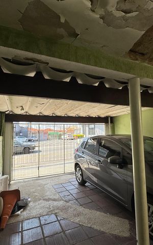 Casa à venda com 288m², 3 quartos e 2 vagas Casa à venda com 288m², 3 quartos e 2 vagasGaragem