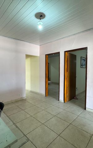 Casa à venda com 288m², 3 quartos e 2 vagas Casa à venda com 288m², 3 quartos e 2 vagasSala