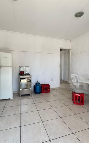 Casa à venda com 288m², 3 quartos e 2 vagas Casa à venda com 288m², 3 quartos e 2 vagasCozinha - Loja